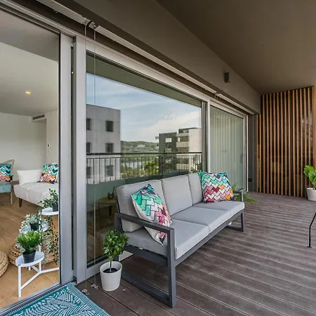 Guestready - Majestic Riverside Terrace In Apartment Coimbra