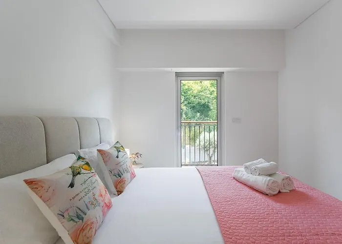 Guestready - Majestic Riverside Terrace In Apartment