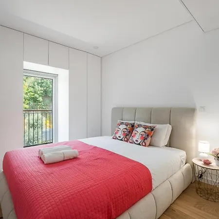 شقة Guestready - Majestic Riverside Terrace In كويمبرا