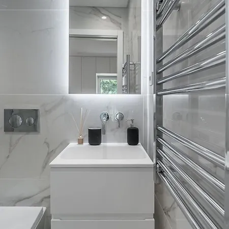 Guestready - Majestic Riverside Terrace In