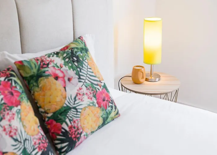 Guestready - Majestic Riverside Terrace In Coimbra