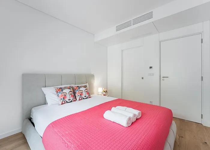Guestready - Majestic Riverside Terrace In Coimbra